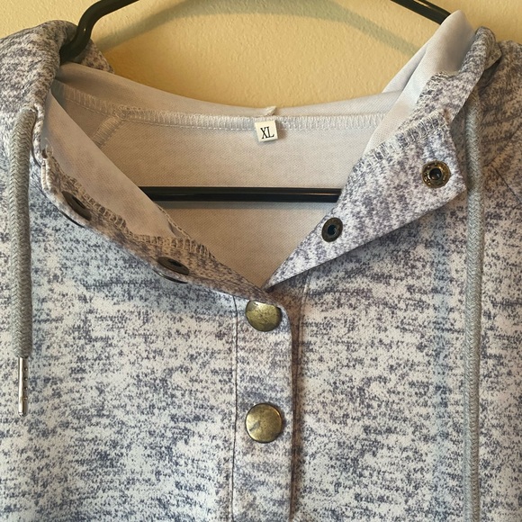 Yellowstone Dutton Ranch Sweatshirt - Picture 5 of 5